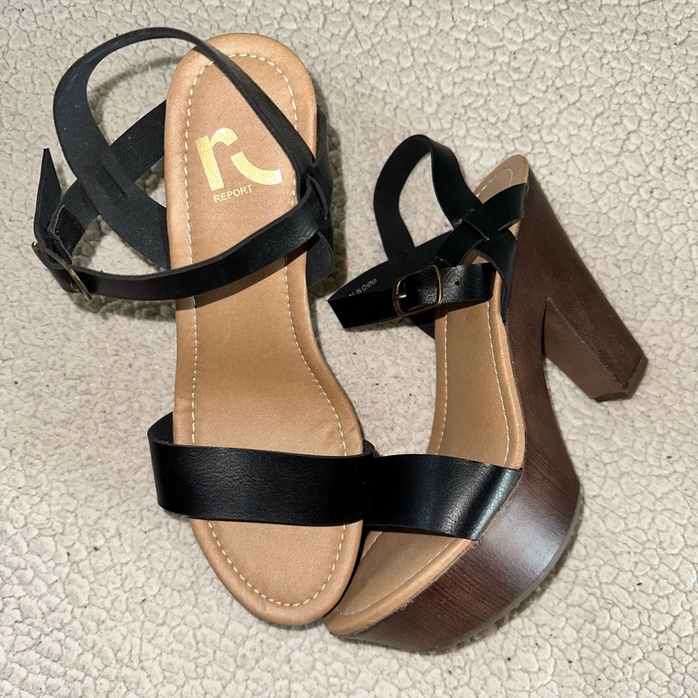 Platform heels - Picture 2 of 3